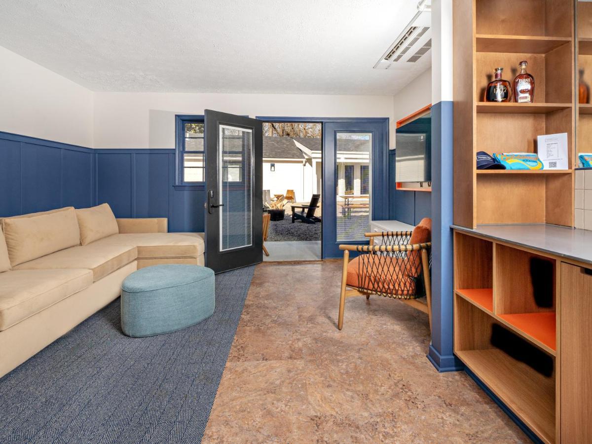 Bardstown Motor Lodge Extérieur photo
